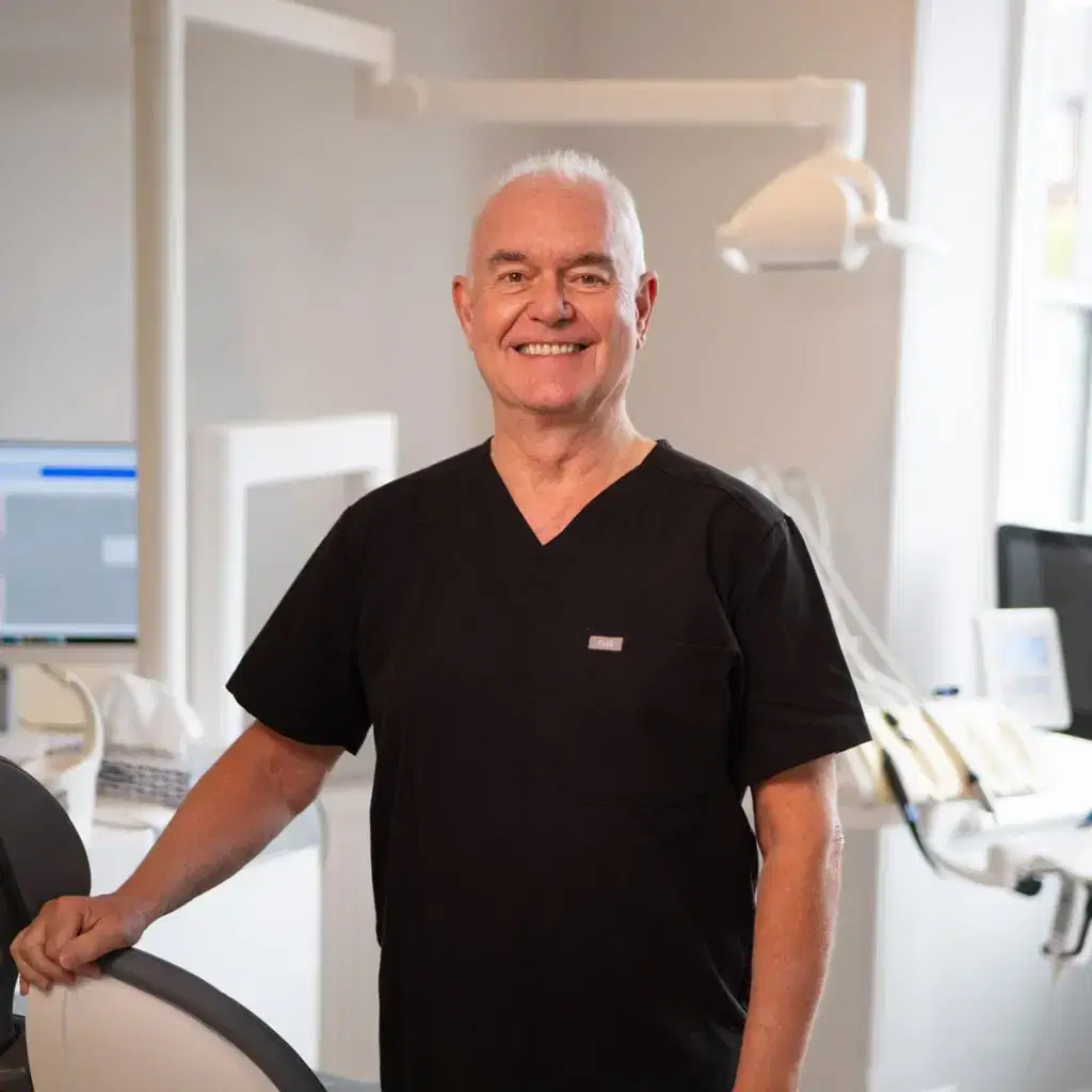 Led by world-renowned expert Professor Paul Coulthard, our practice offers a level of surgical expertise rarely found in private practice.